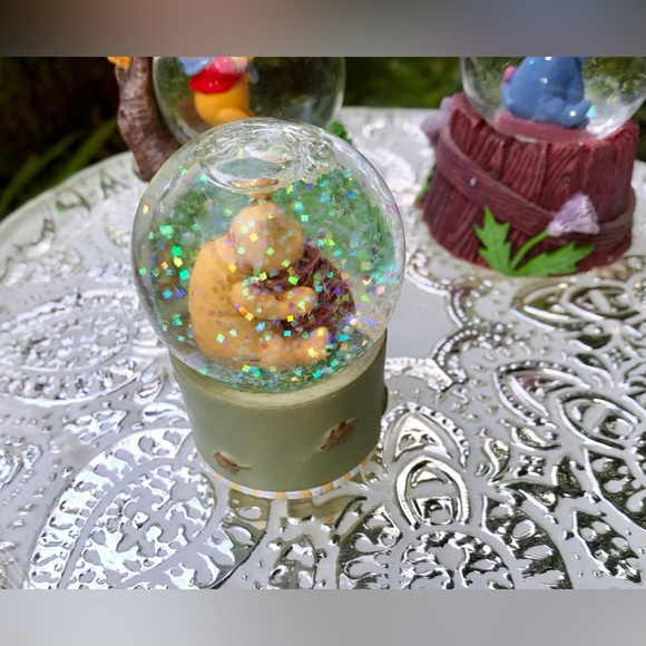 DISNEY Winnie The Pooh Tigger Piglet Eeyore Snowglobe Glitter Glass Snow Dome - Picture 8 of 12